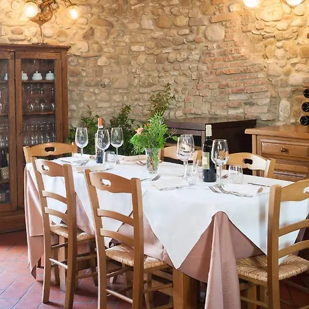 Vakantieboerderij Relais Poggio Borgoni *