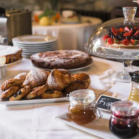 Farm stay Relais Poggio Borgoni *