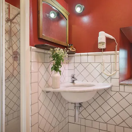 Relais Poggio Borgoni Фермерский дом