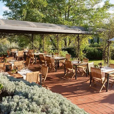 Relais Poggio Borgoni Farm stay